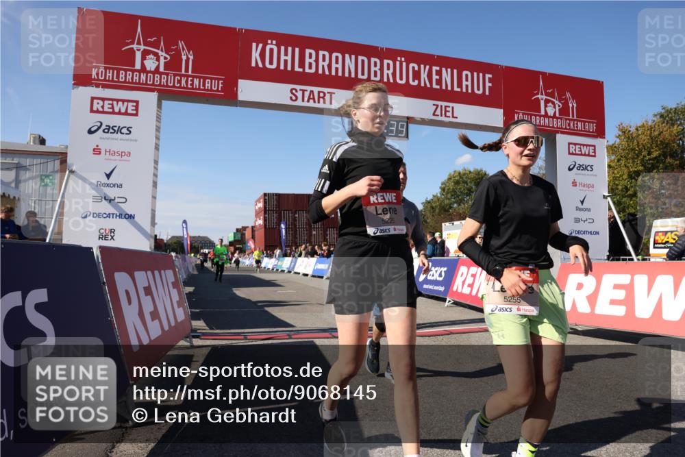 03.10.2025 - Köhlbrandbrückenlauf Lena Gebhardt http://msf.ph/oto/9068145 03.10.2025 13:32:39 Ziel 5226, 5255, 5286, 5442, 5876, 6141, 6360 meine-sportfotos.de