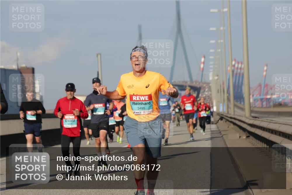 03.10.2025 - Köhlbrandbrückenlauf Jannik Wohlers http://msf.ph/oto/9068172 03.10.2025 09:47:40 Position 3 3495 meine-sportfotos.de