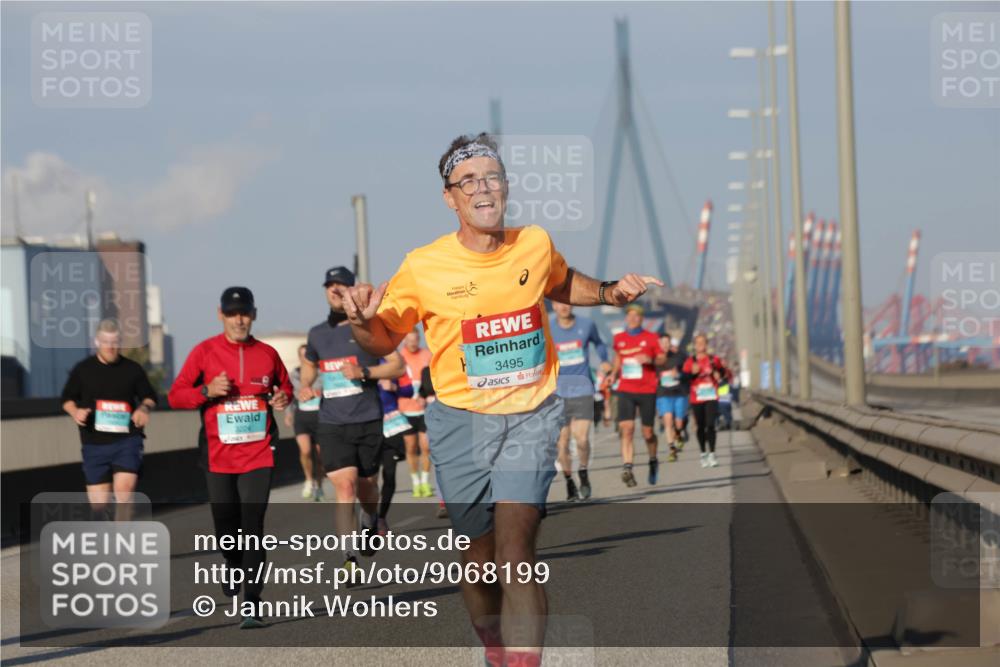 03.10.2025 - Köhlbrandbrückenlauf Jannik Wohlers http://msf.ph/oto/9068199 03.10.2025 09:47:40 Position 3 3495 meine-sportfotos.de