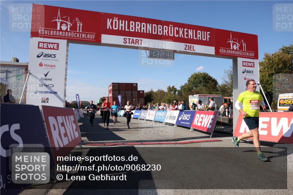 03.10.2025 - Köhlbrandbrückenlauf Lena Gebhardt http://msf.ph/oto/9068230 03.10.2025 13:32:48 Ziel 5110, 5133, 5187, 5273, 5446, 5477, 5478, 6147, 6148, 6360, 6513 meine-sportfotos.de