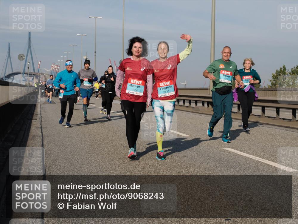 03.10.2025 - Köhlbrandbrückenlauf Fabian Wolf http://msf.ph/oto/9068243 03.10.2025 10:11:00 Position 3 2554, 2533, 2272 meine-sportfotos.de