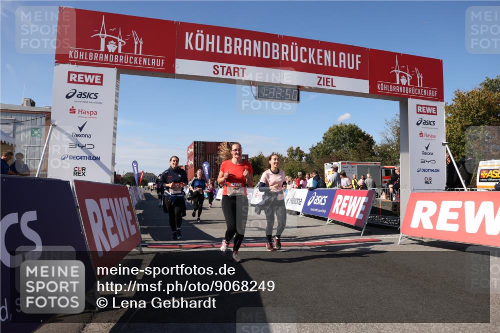 03.10.2025 - Köhlbrandbrückenlauf Lena Gebhardt http://msf.ph/oto/9068249 03.10.2025 13:32:51 Ziel 5110, 5133, 5187, 5273, 5446, 5477, 5478, 6147, 6148, 6360, 6513 meine-sportfotos.de