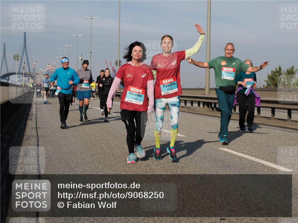 03.10.2025 - Köhlbrandbrückenlauf Fabian Wolf http://msf.ph/oto/9068250 03.10.2025 10:11:00 Position 3 11200, 2554, 2533, 2272, 2175 meine-sportfotos.de