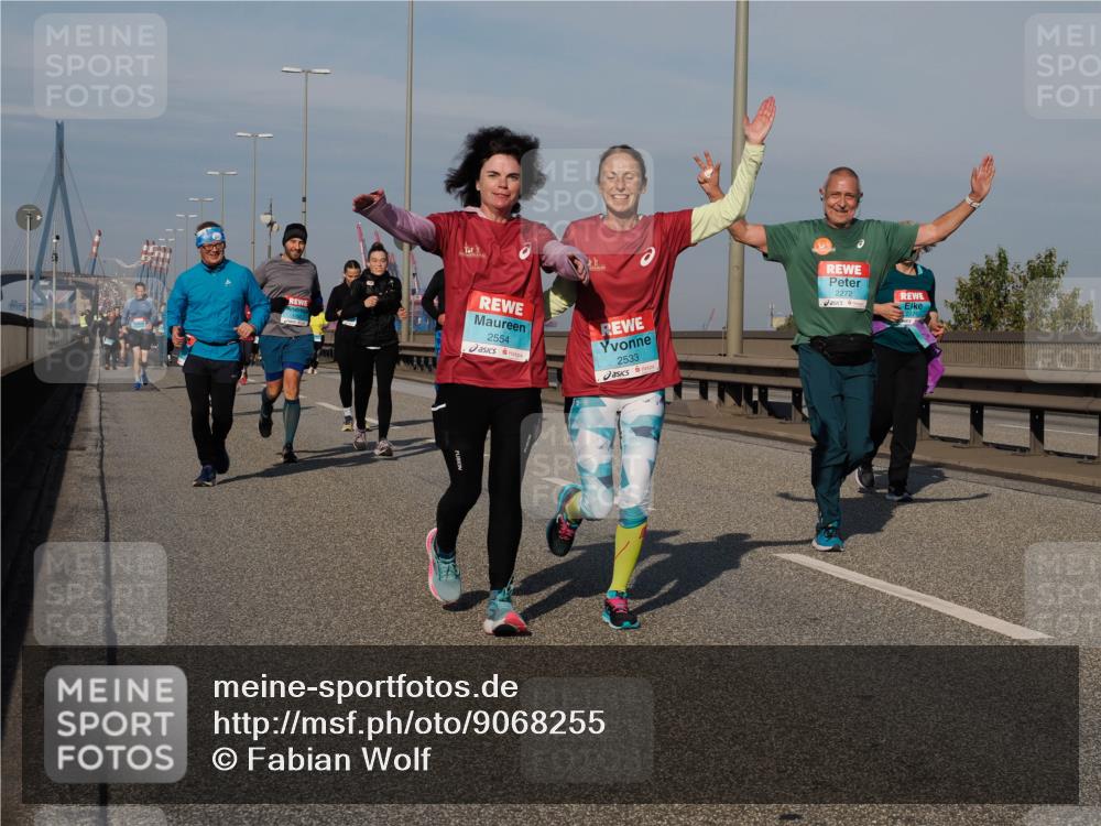 03.10.2025 - Köhlbrandbrückenlauf Fabian Wolf http://msf.ph/oto/9068255 03.10.2025 10:11:00 Position 3 2554, 2533, 2272 meine-sportfotos.de
