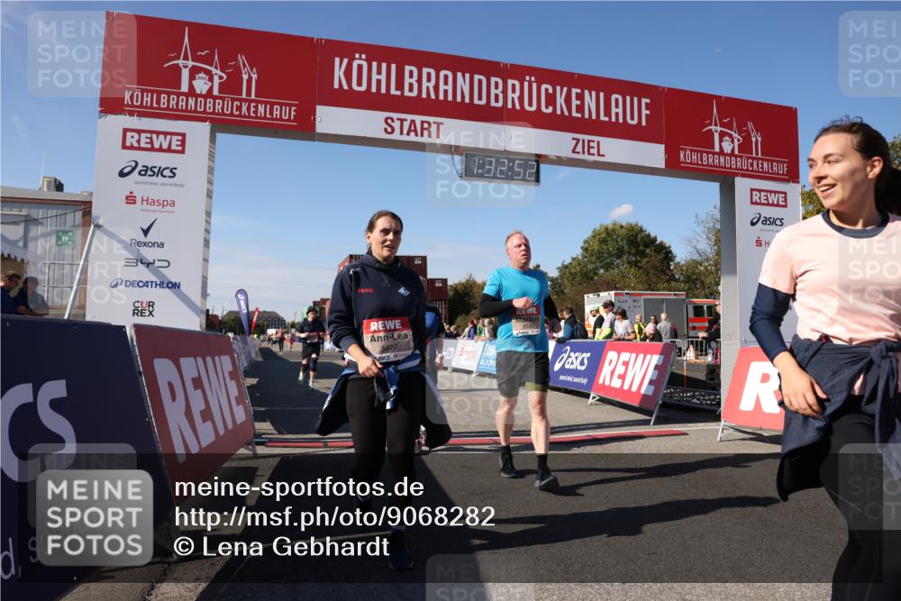 03.10.2025 - Köhlbrandbrückenlauf Lena Gebhardt http://msf.ph/oto/9068282 03.10.2025 13:32:52 Ziel 5110, 5133, 5187, 5273, 5446, 5477, 5478, 6147, 6148, 6360, 6513 meine-sportfotos.de