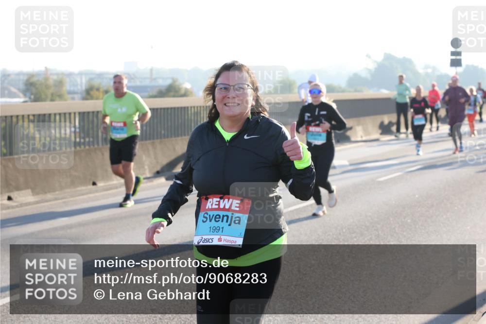 03.10.2025 - Köhlbrandbrückenlauf Lena Gebhardt http://msf.ph/oto/9068283 03.10.2025 09:24:15 Position 1 1991 meine-sportfotos.de