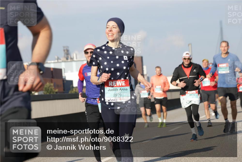03.10.2025 - Köhlbrandbrückenlauf Jannik Wohlers http://msf.ph/oto/9068322 03.10.2025 09:47:46 Position 3 2979 meine-sportfotos.de