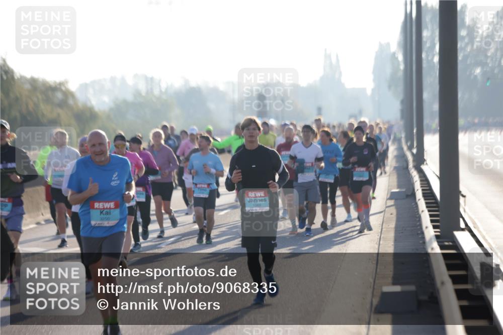 03.10.2025 - Köhlbrandbrückenlauf Jannik Wohlers http://msf.ph/oto/9068335 03.10.2025 09:16:18 Position 3 3250, 1089 meine-sportfotos.de