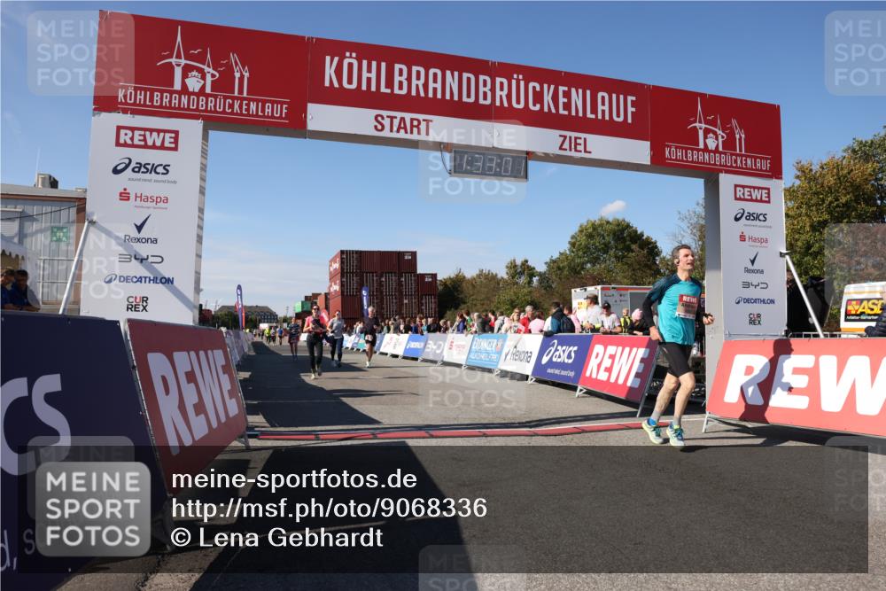03.10.2025 - Köhlbrandbrückenlauf Lena Gebhardt http://msf.ph/oto/9068336 03.10.2025 13:33:01 Ziel 4582, 4941, 5110, 5133, 5187, 5273, 5446, 6067, 6376, 6455 meine-sportfotos.de