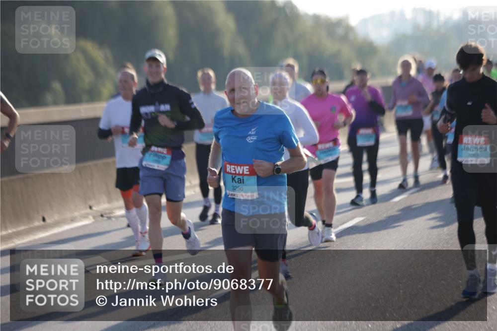 03.10.2025 - Köhlbrandbrückenlauf Jannik Wohlers http://msf.ph/oto/9068377 03.10.2025 09:16:20 Position 3 3250, 1089 meine-sportfotos.de