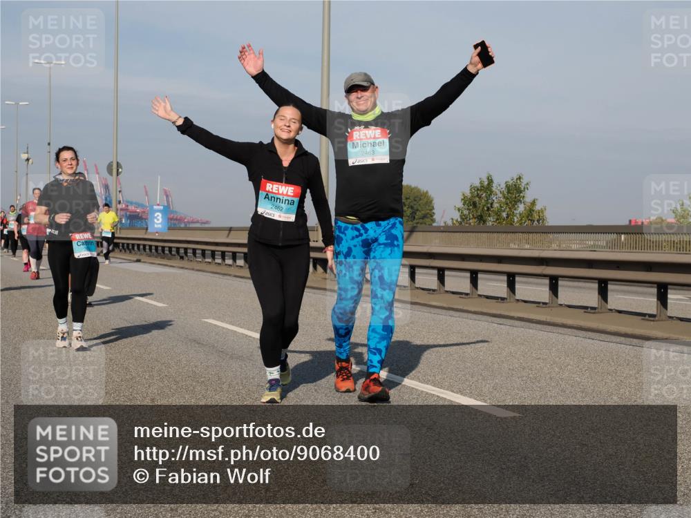 03.10.2025 - Köhlbrandbrückenlauf Fabian Wolf http://msf.ph/oto/9068400 03.10.2025 10:11:07 Position 3 2462, 2463 meine-sportfotos.de