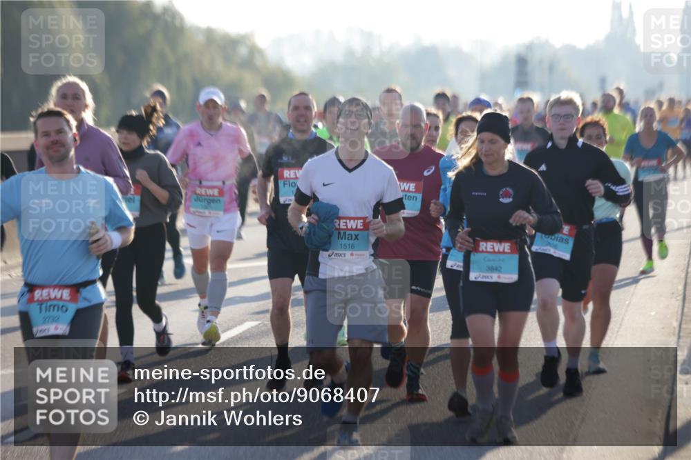03.10.2025 - Köhlbrandbrückenlauf Jannik Wohlers http://msf.ph/oto/9068407 03.10.2025 09:16:24 Position 3 7132, 1516, 3842 meine-sportfotos.de