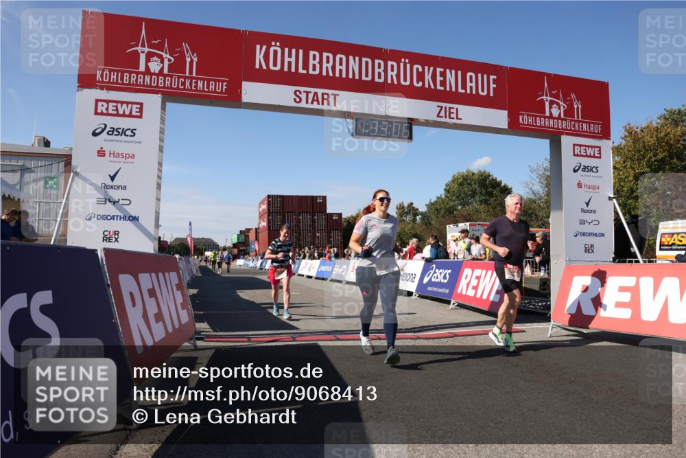 03.10.2025 - Köhlbrandbrückenlauf Lena Gebhardt http://msf.ph/oto/9068413 03.10.2025 13:33:06 Ziel 4582, 4941, 6067, 6376, 6455 meine-sportfotos.de