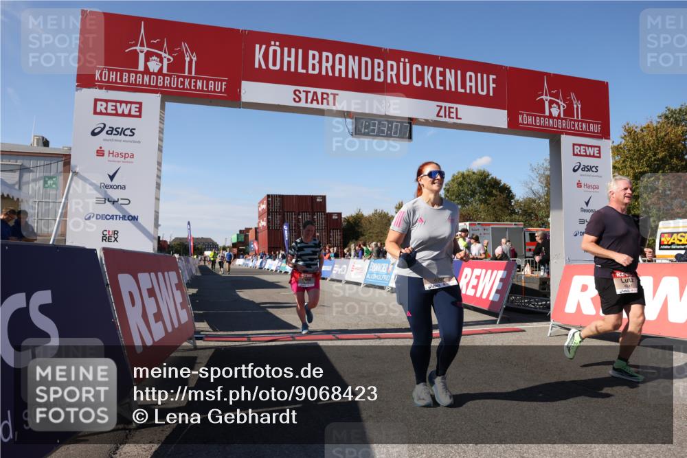 03.10.2025 - Köhlbrandbrückenlauf Lena Gebhardt http://msf.ph/oto/9068423 03.10.2025 13:33:07 Ziel 4582, 4941, 6067, 6376, 6455 meine-sportfotos.de