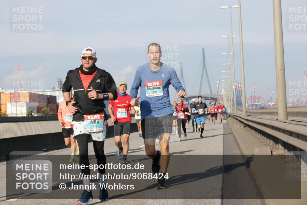 03.10.2025 - Köhlbrandbrückenlauf Jannik Wohlers http://msf.ph/oto/9068424 03.10.2025 09:47:50 Position 3 1058, 1130, 1219 meine-sportfotos.de