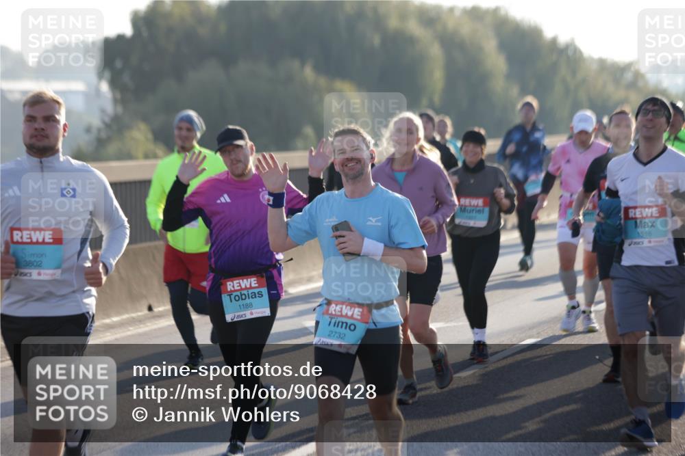 03.10.2025 - Köhlbrandbrückenlauf Jannik Wohlers http://msf.ph/oto/9068428 03.10.2025 09:16:25 Position 3 3802, 1188, 2732, 1227, 1516 meine-sportfotos.de