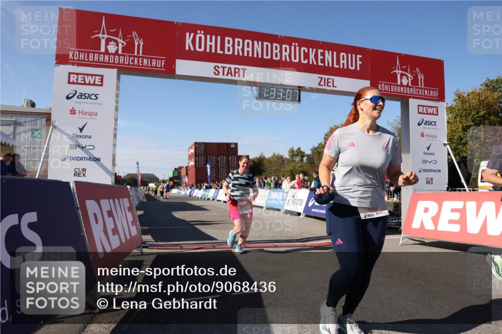 03.10.2025 - Köhlbrandbrückenlauf Lena Gebhardt http://msf.ph/oto/9068436 03.10.2025 13:33:08 Ziel 4582, 4941, 6067, 6376, 6455 meine-sportfotos.de