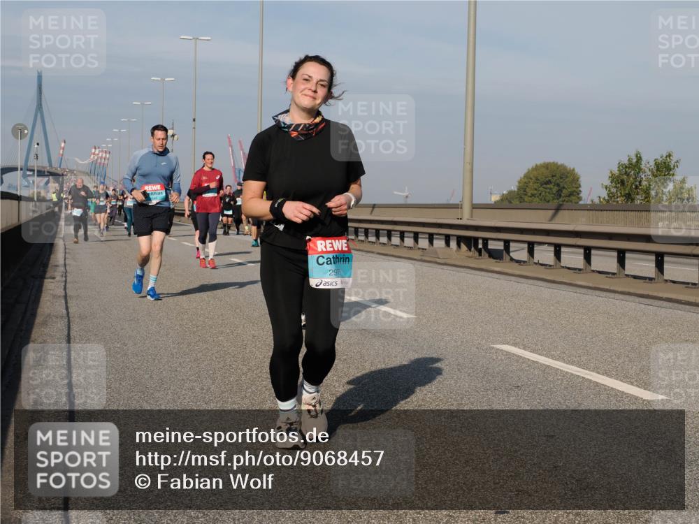 03.10.2025 - Köhlbrandbrückenlauf Fabian Wolf http://msf.ph/oto/9068457 03.10.2025 10:11:10 Position 3 2976 meine-sportfotos.de