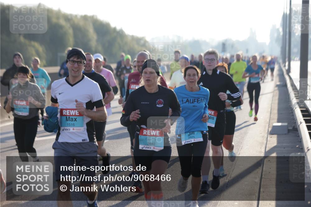 03.10.2025 - Köhlbrandbrückenlauf Jannik Wohlers http://msf.ph/oto/9068466 03.10.2025 09:16:27 Position 3 1516, 3842, 3425 meine-sportfotos.de
