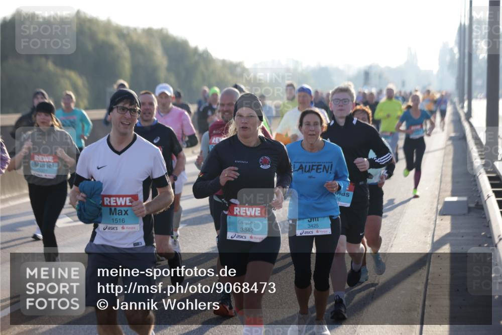 03.10.2025 - Köhlbrandbrückenlauf Jannik Wohlers http://msf.ph/oto/9068473 03.10.2025 09:16:27 Position 3 1516, 3842, 3425 meine-sportfotos.de