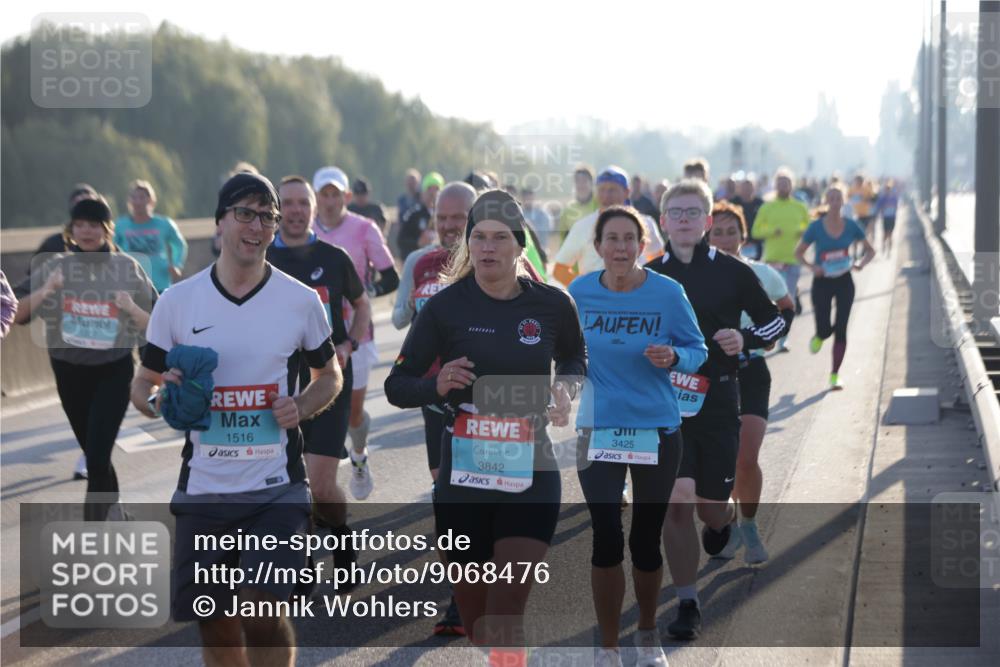 03.10.2025 - Köhlbrandbrückenlauf Jannik Wohlers http://msf.ph/oto/9068476 03.10.2025 09:16:27 Position 3 1516, 3842, 3425 meine-sportfotos.de