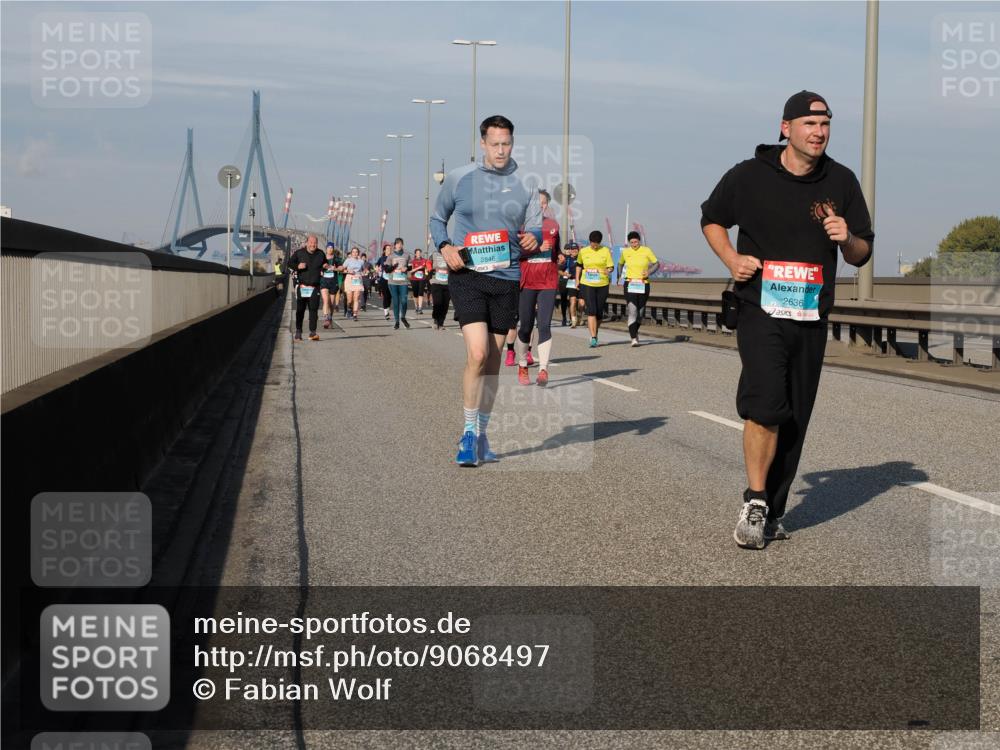 03.10.2025 - Köhlbrandbrückenlauf Fabian Wolf http://msf.ph/oto/9068497 03.10.2025 10:11:12 Position 3 2846, 2636 meine-sportfotos.de