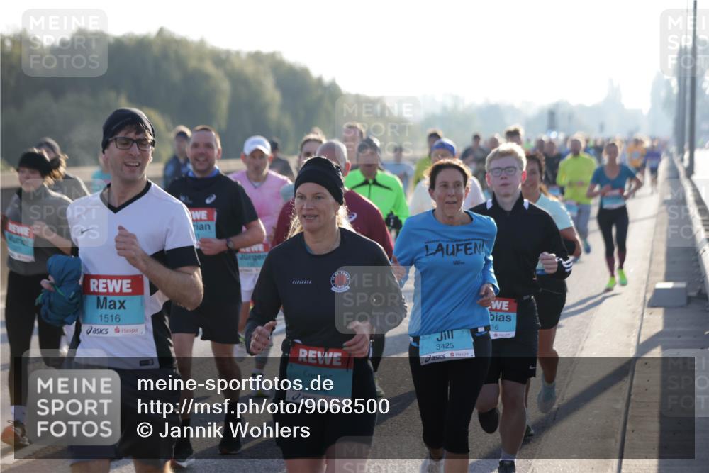 03.10.2025 - Köhlbrandbrückenlauf Jannik Wohlers http://msf.ph/oto/9068500 03.10.2025 09:16:27 Position 3 1516, 3842, 3425, 16 meine-sportfotos.de
