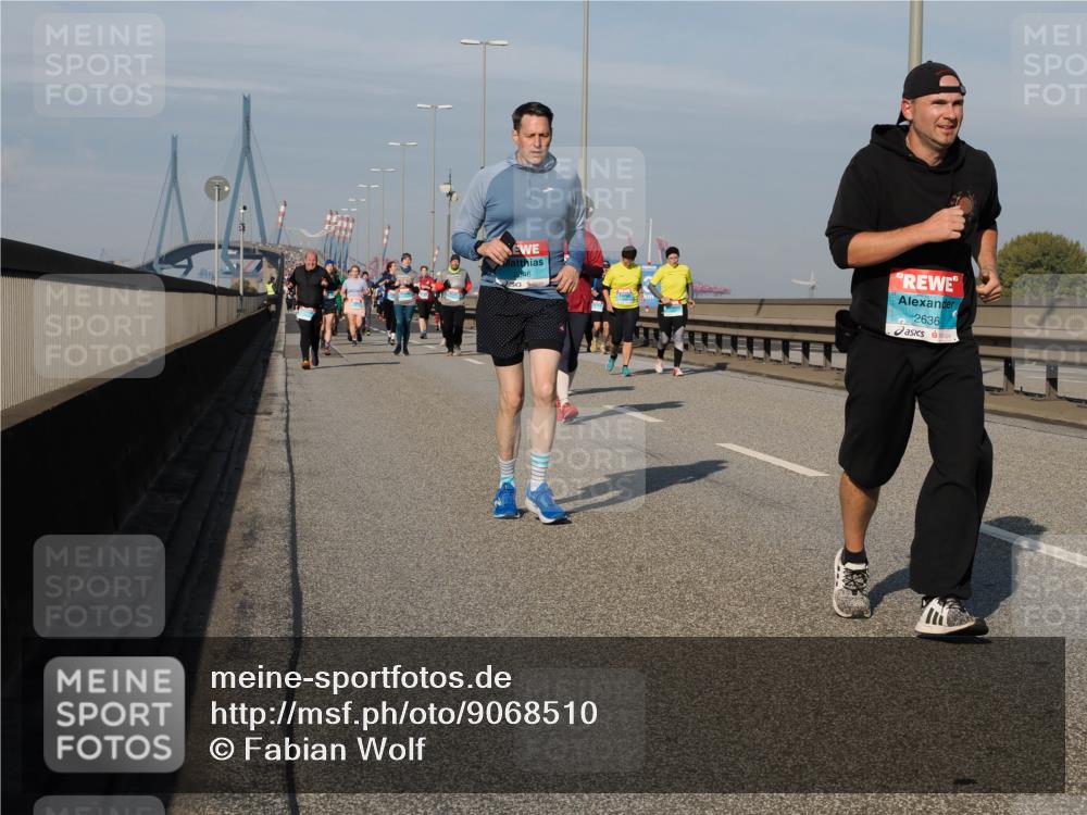 03.10.2025 - Köhlbrandbrückenlauf Fabian Wolf http://msf.ph/oto/9068510 03.10.2025 10:11:12 Position 3 846, 2636 meine-sportfotos.de