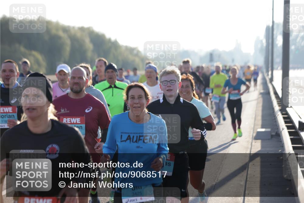 03.10.2025 - Köhlbrandbrückenlauf Jannik Wohlers http://msf.ph/oto/9068517 03.10.2025 09:16:28 Position 3 118, 10, 80, 325, 3425 meine-sportfotos.de