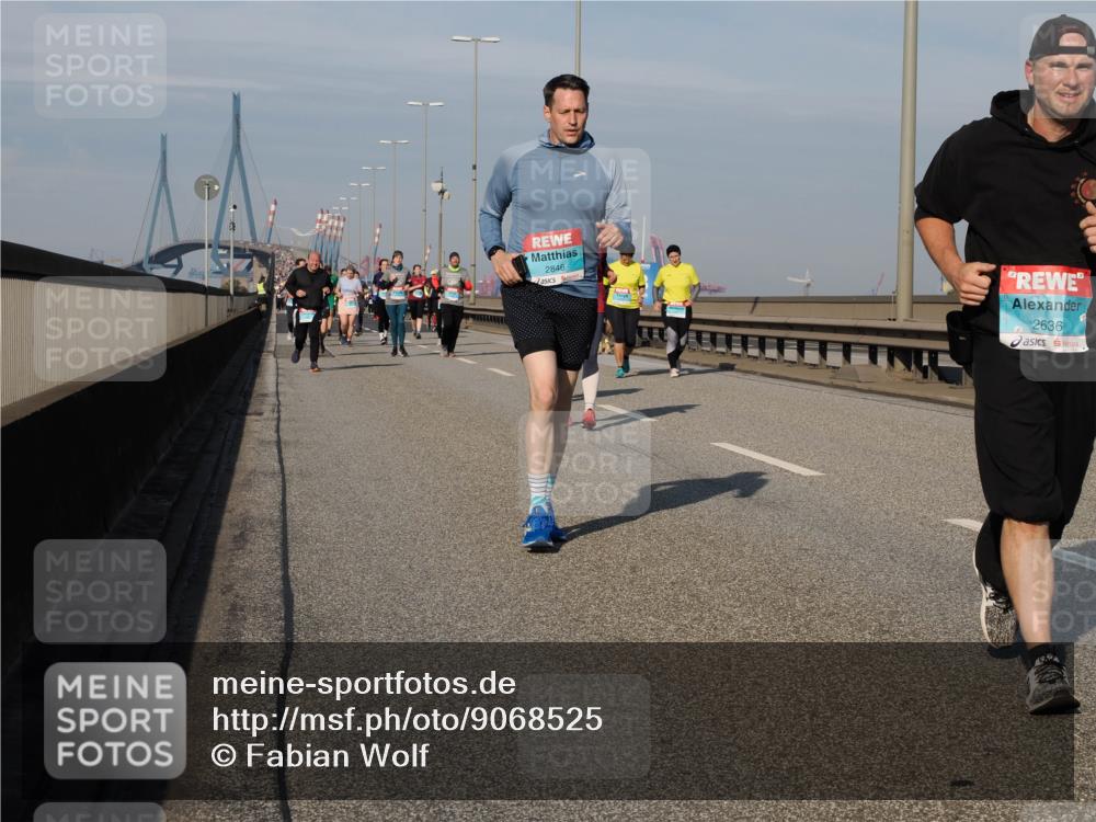 03.10.2025 - Köhlbrandbrückenlauf Fabian Wolf http://msf.ph/oto/9068525 03.10.2025 10:11:12 Position 3 2846, 2636 meine-sportfotos.de