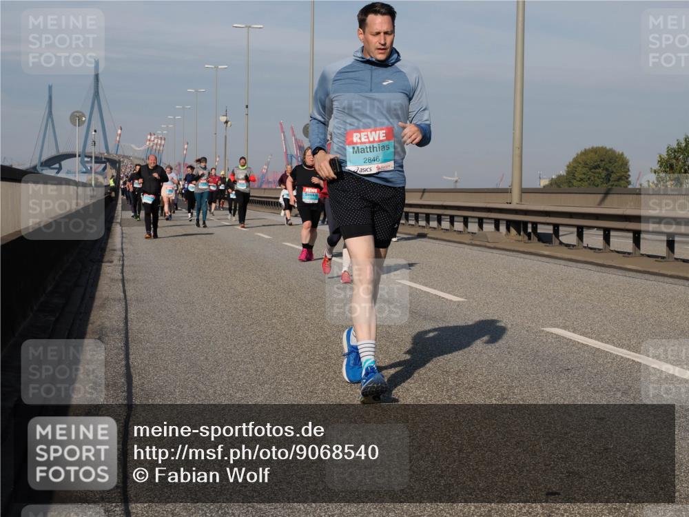 03.10.2025 - Köhlbrandbrückenlauf Fabian Wolf http://msf.ph/oto/9068540 03.10.2025 10:11:13 Position 3 2846 meine-sportfotos.de