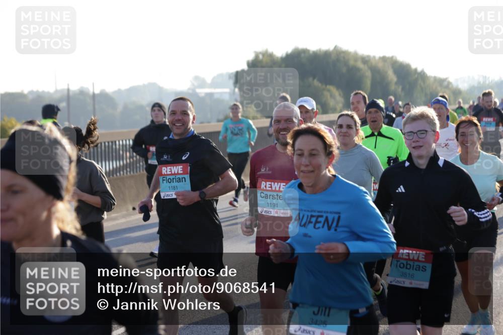 03.10.2025 - Köhlbrandbrückenlauf Jannik Wohlers http://msf.ph/oto/9068541 03.10.2025 09:16:29 Position 3 1181, 1191, 3425, 3516 meine-sportfotos.de