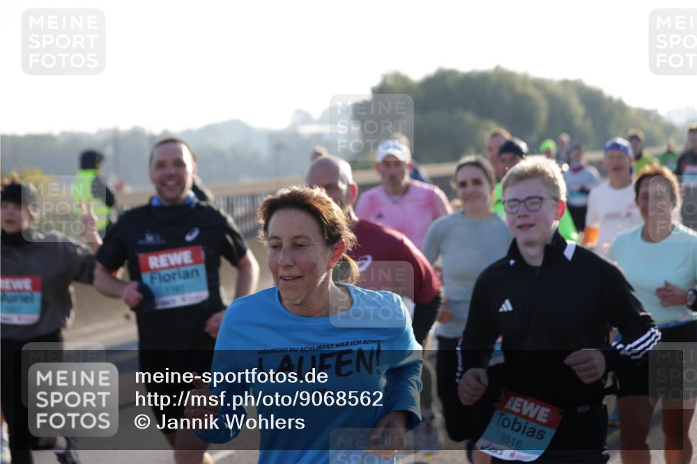 03.10.2025 - Köhlbrandbrückenlauf Jannik Wohlers http://msf.ph/oto/9068562 03.10.2025 09:16:29 Position 3 3516 meine-sportfotos.de