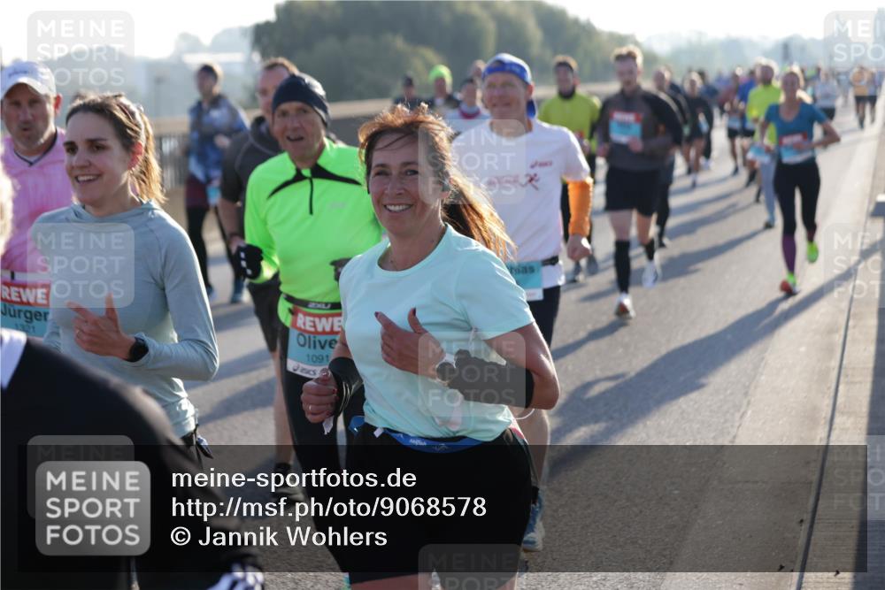 03.10.2025 - Köhlbrandbrückenlauf Jannik Wohlers http://msf.ph/oto/9068578 03.10.2025 09:16:30 Position 3 1321, 2, 1091 meine-sportfotos.de