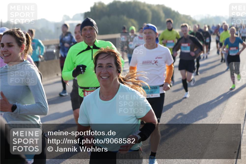 03.10.2025 - Köhlbrandbrückenlauf Jannik Wohlers http://msf.ph/oto/9068582 03.10.2025 09:16:30 Position 3 3426 meine-sportfotos.de