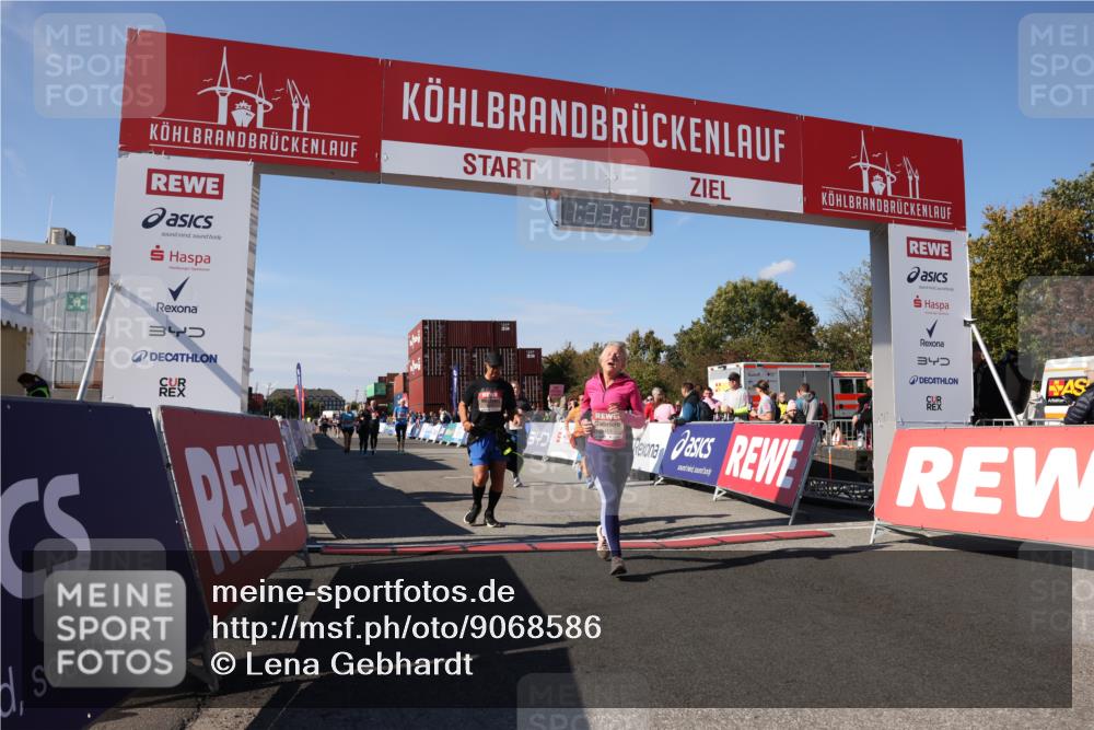 03.10.2025 - Köhlbrandbrückenlauf Lena Gebhardt http://msf.ph/oto/9068586 03.10.2025 13:33:26 Ziel 4006, 4755, 5211, 5281, 5413, 5549, 5783, 6276 meine-sportfotos.de
