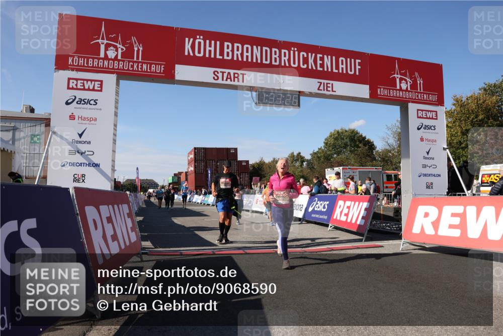03.10.2025 - Köhlbrandbrückenlauf Lena Gebhardt http://msf.ph/oto/9068590 03.10.2025 13:33:27 Ziel 4006, 5179, 5211, 5281, 5413, 5549, 5783, 6094, 6276 meine-sportfotos.de
