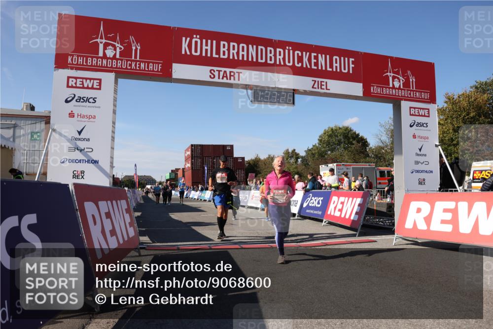 03.10.2025 - Köhlbrandbrückenlauf Lena Gebhardt http://msf.ph/oto/9068600 03.10.2025 13:33:27 Ziel 4006, 5179, 5211, 5281, 5413, 5549, 5783, 6094, 6276 meine-sportfotos.de