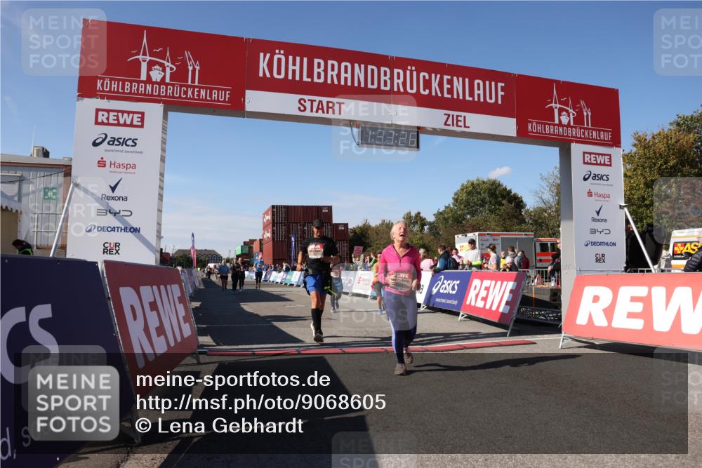 03.10.2025 - Köhlbrandbrückenlauf Lena Gebhardt http://msf.ph/oto/9068605 03.10.2025 13:33:27 Ziel 4006, 5179, 5211, 5281, 5413, 5549, 5783, 6094, 6276 meine-sportfotos.de