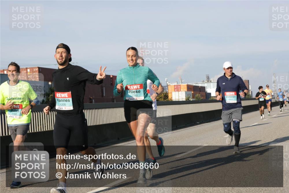 03.10.2025 - Köhlbrandbrückenlauf Jannik Wohlers http://msf.ph/oto/9068660 03.10.2025 09:48:01 Position 3 1182, 1205, 1280, 2843 meine-sportfotos.de