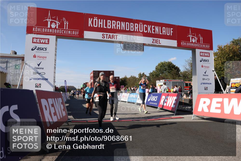 03.10.2025 - Köhlbrandbrückenlauf Lena Gebhardt http://msf.ph/oto/9068661 03.10.2025 13:33:33 Ziel 4006, 4744, 5179, 5211, 5281, 5413, 5546, 5549, 6094, 6276 meine-sportfotos.de