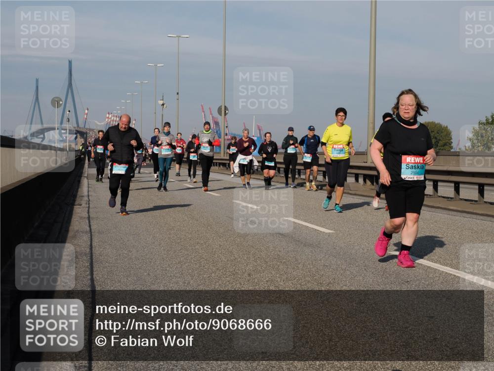 03.10.2025 - Köhlbrandbrückenlauf Fabian Wolf http://msf.ph/oto/9068666 03.10.2025 10:11:18 Position 3 2504 meine-sportfotos.de