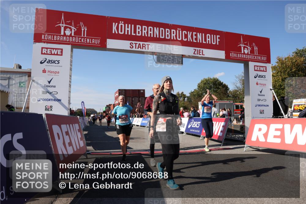03.10.2025 - Köhlbrandbrückenlauf Lena Gebhardt http://msf.ph/oto/9068688 03.10.2025 13:33:34 Ziel 4006, 4744, 5179, 5211, 5281, 5413, 5546, 5549, 6094, 6276 meine-sportfotos.de