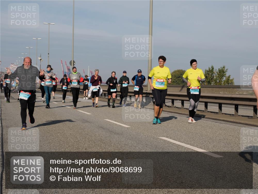 03.10.2025 - Köhlbrandbrückenlauf Fabian Wolf http://msf.ph/oto/9068699 03.10.2025 10:11:20 Position 3 1625 meine-sportfotos.de