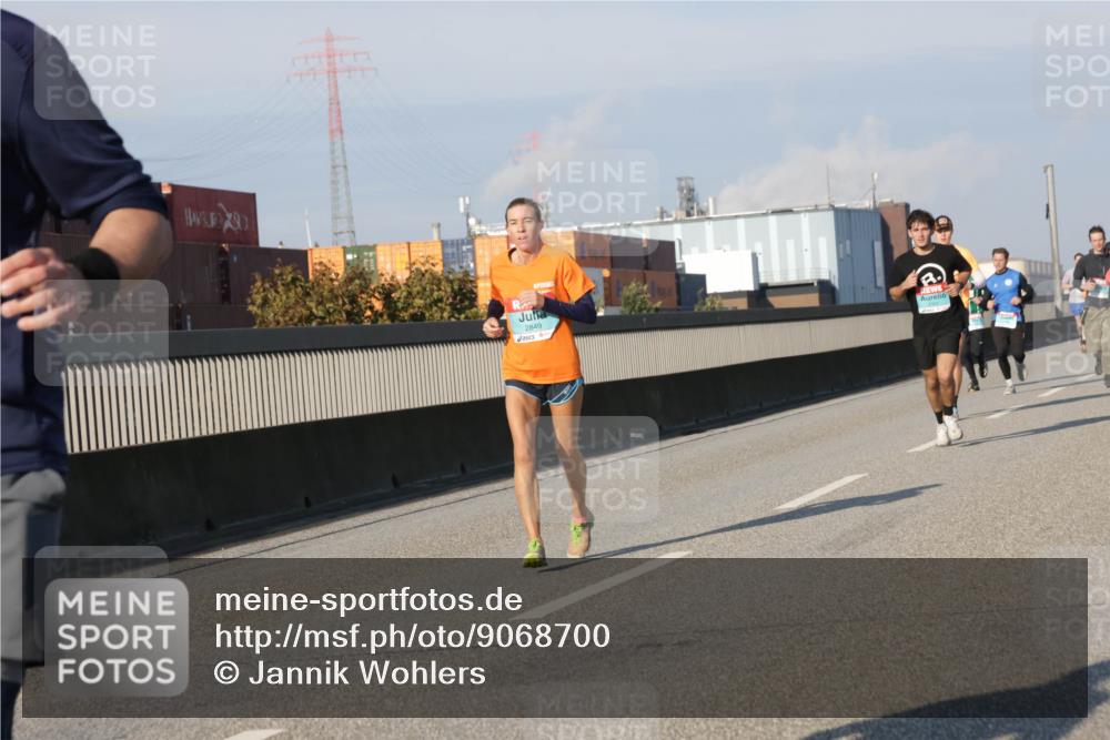 03.10.2025 - Köhlbrandbrückenlauf Jannik Wohlers http://msf.ph/oto/9068700 03.10.2025 09:48:03 Position 3 2849 meine-sportfotos.de