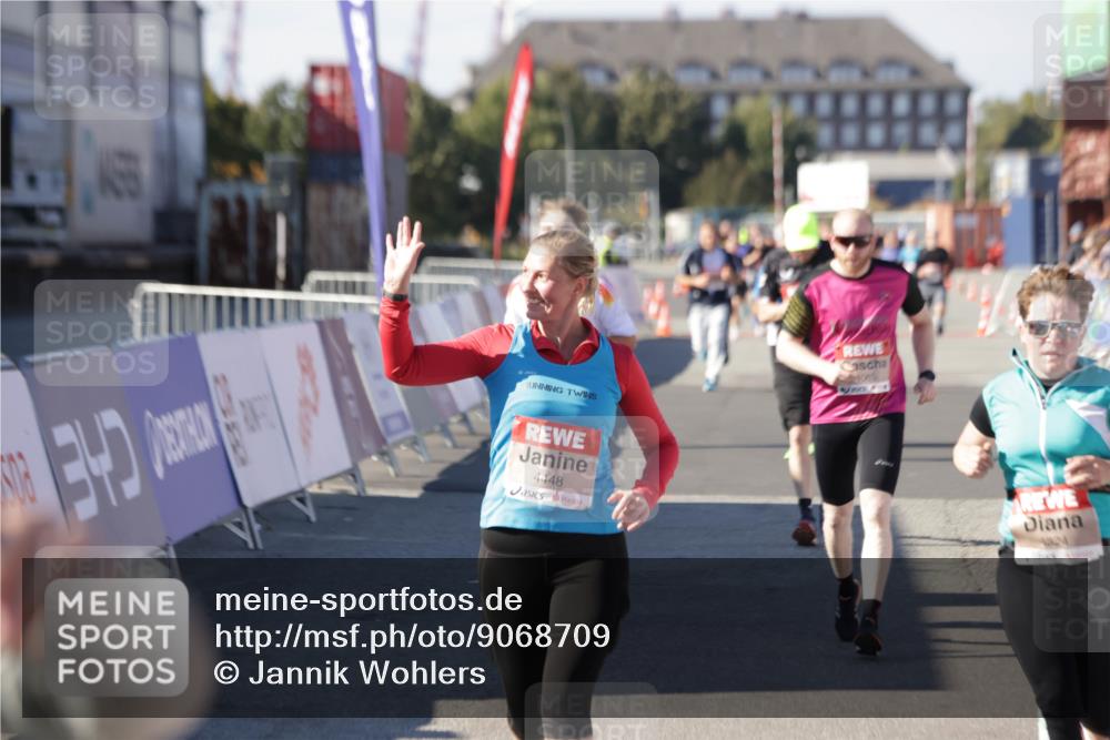 03.10.2025 - Köhlbrandbrückenlauf Jannik Wohlers http://msf.ph/oto/9068709 03.10.2025 13:13:27 Ziel 4065, 4223, 4324, 4373, 4383, 4448, 4580, 4583, 4853, 5034, 5147, 5261, 5358, 6788, 6789 meine-sportfotos.de