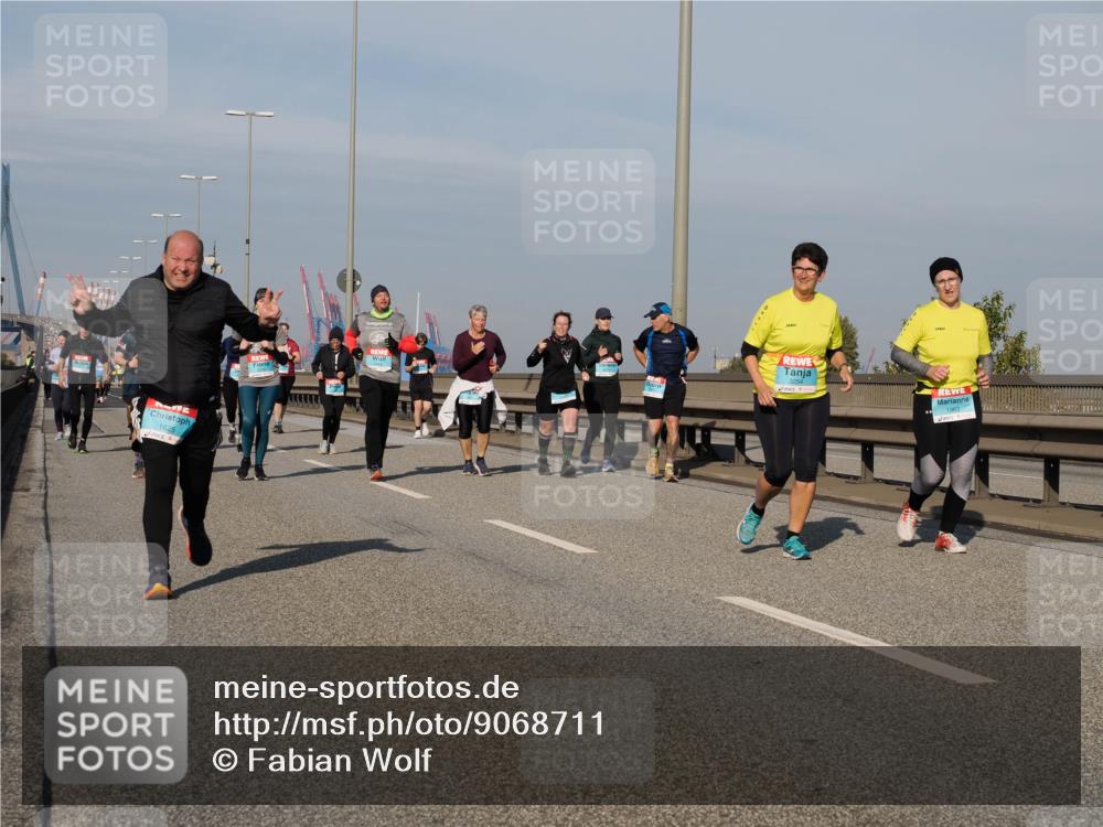 03.10.2025 - Köhlbrandbrückenlauf Fabian Wolf http://msf.ph/oto/9068711 03.10.2025 10:11:20 Position 3 1625 meine-sportfotos.de