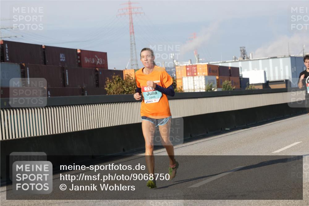 03.10.2025 - Köhlbrandbrückenlauf Jannik Wohlers http://msf.ph/oto/9068750 03.10.2025 09:48:03 Position 3 2849 meine-sportfotos.de