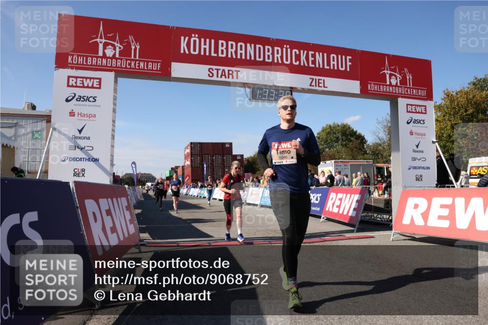 03.10.2025 - Köhlbrandbrückenlauf Lena Gebhardt http://msf.ph/oto/9068752 03.10.2025 13:33:39 Ziel 4006, 4744, 5179, 5281, 5367, 5546, 5579, 6094, 6734 meine-sportfotos.de