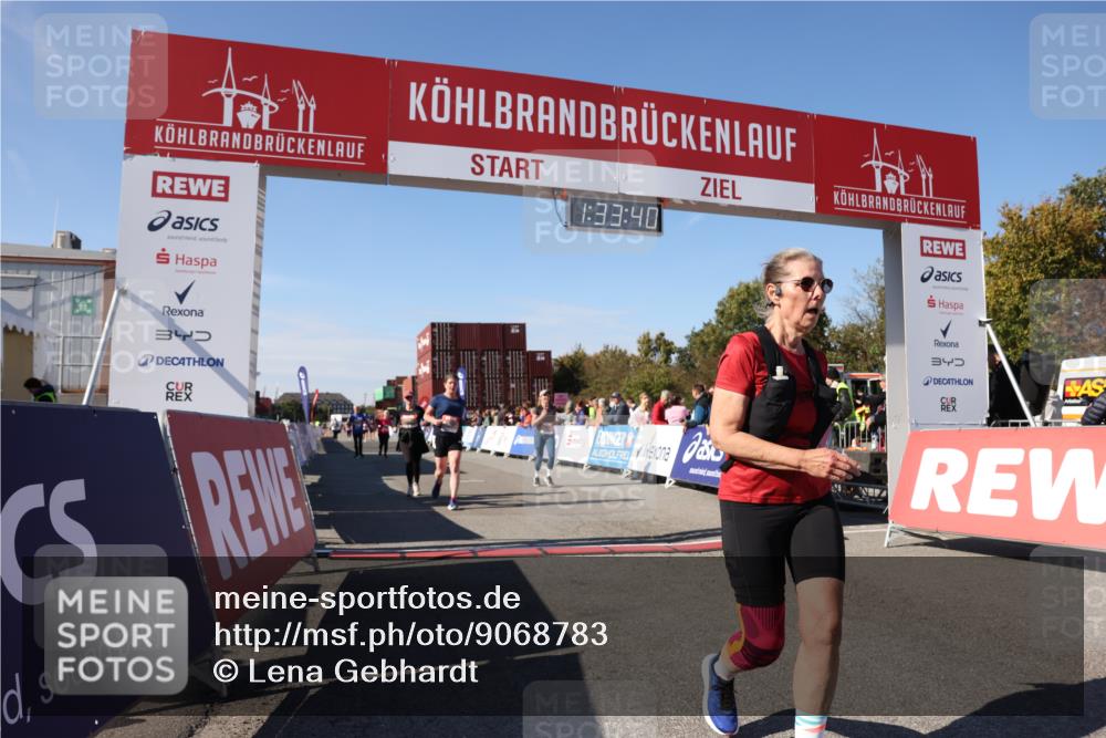 03.10.2025 - Köhlbrandbrückenlauf Lena Gebhardt http://msf.ph/oto/9068783 03.10.2025 13:33:41 Ziel 4006, 4744, 5074, 5179, 5281, 5367, 5546, 5579, 6094, 6734 meine-sportfotos.de